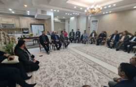 تجلیل مادر و خانواده محترم شهید پور عباس از عوامل برنامه تلویزیونی  «از تبار سرو »