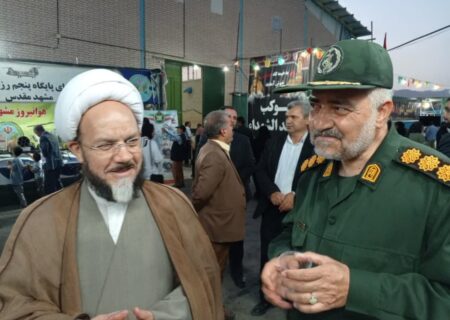 میزبانی جمعی از مسئولین خلیل اباد از مهمانان نمایشگاه های دومین کنگره ملی شهید مدرس و۱۲۲۲شهید ترشیز